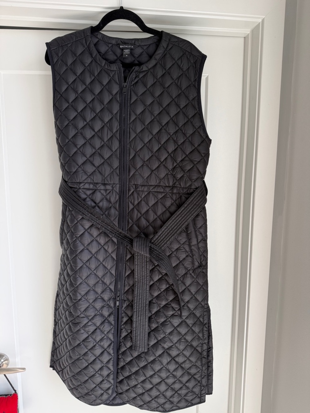 Athleta Quilted Sleeveless Belted Vest - Black